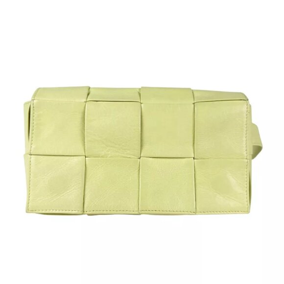 Auth BOTTEGAVENETA Cassette Body Bag Light Lime Yellow Leather - z3352 - Picture 1 of 12